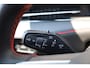 Volkswagen ID.7 Tourer GTX Limited Edition 86 kWh 340PK / 250kW, 60 maanden / 100.000km garantie, warmtepomp, wegklapbare trekhaak, adaptief onderstel (dcc), 20" LMV, Harman & Kardon geluidssysteem (13 speaker 700 watt met subwoofer), head-up display, rondomzichtcamera (area view), verwarm- en ventileerbare voorstoelen met elektrische stoelverstelling, massagefunctie en geheugen, verwarmbare achterbank, verwarmbaar multifunctioneel lederen stuurwiel, parkeerassistent (park assist pro), draadloze telefoonlader, verwarmbare voorruit (infrarood), LED Matrix (IQ.Lights), dodehoekdetectie (side assist), 4 wielaandrijving (4motion), discover pro max navigatie scherm, elektrisch verstel-, verwarm- en inklapbare buitenspiegels, Apple Carplay & Android Auto, parkeersensoren voor en achter (pdc), navigatie, DAB+, 3-zone climatronic etc.