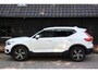 Volvo XC40 1.5 T3 Momentum Camera/Half-Leer/Parkeersensor v,a/Trekhaak uitklapbaar