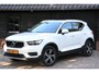 Volvo XC40 1.5 T3 Momentum Camera/Half-Leer/Parkeersensor v,a/Trekhaak uitklapbaar