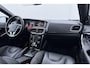 Volvo V40 Cross Country 1.5 T3 Polar+ Luxury | ACC | Panoramadak | Standkachel | Trekhaak | Harman/Kardon | BLIS