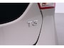 Volvo V40 Cross Country 1.5 T3 Polar+ Luxury | ACC | Panoramadak | Standkachel | Trekhaak | Harman/Kardon | BLIS