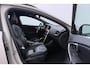 Volvo V40 Cross Country 1.5 T3 Polar+ Luxury | ACC | Panoramadak | Standkachel | Trekhaak | Harman/Kardon | BLIS