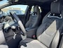Toyota C-HR / C-HR+ 2.0 Hybrid 200 Première Edition 4WD | Panoramadak | Apple CarPlay/Android auto | Stuur en stoelverwarming