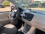 Volkswagen Up! 1.0 high up! airco , lm velgen, 5 deurs, navi