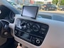 Volkswagen Up! 1.0 high up! airco , lm velgen, 5 deurs, navi