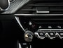 Peugeot e-208 GT Pack Alcantara stoelen | Panoramadak | Fietsendragerhaak | Achteruitrijcamera | Adeptieve cruise control | Stoelverwarming | Apple carplay & Android auto