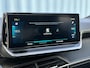 Peugeot e-208 GT Pack Alcantara stoelen | Panoramadak | Fietsendragerhaak | Achteruitrijcamera | Adeptieve cruise control | Stoelverwarming | Apple carplay & Android auto