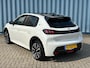 Peugeot e-208 GT Pack Alcantara stoelen | Panoramadak | Fietsendragerhaak | Achteruitrijcamera | Adeptieve cruise control | Stoelverwarming | Apple carplay & Android auto
