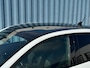 Peugeot e-208 GT Pack Alcantara stoelen | Panoramadak | Fietsendragerhaak | Achteruitrijcamera | Adeptieve cruise control | Stoelverwarming | Apple carplay & Android auto