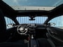 Peugeot e-208 GT Pack Alcantara stoelen | Panoramadak | Fietsendragerhaak | Achteruitrijcamera | Adeptieve cruise control | Stoelverwarming | Apple carplay & Android auto
