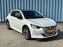 Peugeot e-208 GT Pack Alcantara stoelen | Panoramadak | Fietsendragerhaak | Achteruitrijcamera | Adeptieve cruise control | Stoelverwarming | Apple carplay & Android auto