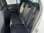 Peugeot e-208 GT Pack Alcantara stoelen | Panoramadak | Fietsendragerhaak | Achteruitrijcamera | Adeptieve cruise control | Stoelverwarming | Apple carplay & Android auto