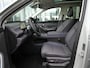Leapmotor C10 Design 69.9 kWh | Demo | Diverse kleuren leverbaar | 1500 kg trekgewicht | Wltp 420 km | Stuurverwarming | Stoelverwarming en koeling | Elektrisch verstelbare voorstoelen | Navigatie | Keyless entry & start | 20 inch lichtmetalen velgen | Led verlichting