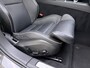 Volvo V60 B4 211pk Plus Dark / Sportstoelen / Panorama dak / Harman en Kardonn audio / Lightning pakket / Trekhaak / 360 graden camera /