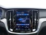 Volvo V60 B4 211pk Plus Dark / Sportstoelen / Panorama dak / Harman en Kardonn audio / Lightning pakket / Trekhaak / 360 graden camera /