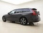 Volvo V60 B4 211pk Plus Dark / Sportstoelen / Panorama dak / Harman en Kardonn audio / Lightning pakket / Trekhaak / 360 graden camera /
