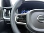 Volvo V60 B4 211pk Plus Dark / Sportstoelen / Panorama dak / Harman en Kardonn audio / Lightning pakket / Trekhaak / 360 graden camera /