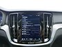 Volvo V60 B4 211pk Plus Dark / Sportstoelen / Panorama dak / Harman en Kardonn audio / Lightning pakket / Trekhaak / 360 graden camera /
