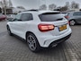 Mercedes-Benz GLA 220 4MATIC|BENZINE!| UNIEK |Met panoramadak, elektrische achterklep, cruise, camera en dodehoeksensoren!