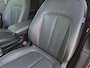 Hyundai Ioniq 5 Lounge 73kWh / SOH 100% / Dealer onderhouden / Fabrieksgarantie tot 03-2027 / warmtepomp / zonnepaneel / CCS snelladen / Trekgewicht 1600 kg / WLTP bereik 481 km bereik stad 686 km / Stuur- Stoel & Achterbank verwarming / Rondomzicht camera /