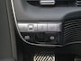 Hyundai Ioniq 5 Lounge 73kWh / SOH 100% / Dealer onderhouden / Fabrieksgarantie tot 03-2027 / warmtepomp / zonnepaneel / CCS snelladen / Trekgewicht 1600 kg / WLTP bereik 481 km bereik stad 686 km / Stuur- Stoel & Achterbank verwarming / Rondomzicht camera /