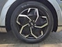 Hyundai Ioniq 5 Lounge 73kWh / SOH 100% / Dealer onderhouden / Fabrieksgarantie tot 03-2027 / warmtepomp / zonnepaneel / CCS snelladen / Trekgewicht 1600 kg / WLTP bereik 481 km bereik stad 686 km / Stuur- Stoel & Achterbank verwarming / Rondomzicht camera /