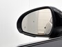 Mercedes-Benz GLC 300e 4MATIC Business Solution AMG | Advanced plus pakket | Trekhaak | Middenconsole metaalstructuur | Panoramaschuifdak | 20" multispaaks lichtmetalen AMG velgen | Warmtewerend, donkergetint glas |