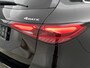Mercedes-Benz GLC 300e 4MATIC Business Solution AMG | Advanced plus pakket | Trekhaak | Middenconsole metaalstructuur | Panoramaschuifdak | 20" multispaaks lichtmetalen AMG velgen | Warmtewerend, donkergetint glas |