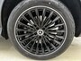 Mercedes-Benz GLC 300e 4MATIC Business Solution AMG | Advanced plus pakket | Trekhaak | Middenconsole metaalstructuur | Panoramaschuifdak | 20" multispaaks lichtmetalen AMG velgen | Warmtewerend, donkergetint glas |
