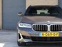 BMW 5-Serie Touring 530e xDrive Luxury Line Comfortstoelen | Laser Light | Org. NL | Memory | Cam
