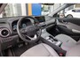 Hyundai Kona Electric EV Premium 64 kWh | Camera | Head-up | Leder | Apple Carplay/Android Auto | Audio installatie premium | Cruise adaptief | Stoelverwarming | Achteruitrijcamera | Apple Carplay/Android Auto|telefoonintegratie premium | Audio installatie premium
