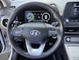 Hyundai Kona Electric EV Pure 64 kWh 204pk | Camera | Carplay | Adaptive cruise controle | Keyless entry | 17'' Velgen | Parkeersensoren | Trekhaak