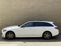 Mercedes-Benz C-klasse 300 e AMG Line 313pk | Panoramadak | Leder | Trekhaak wegklapbaar | 360 camera | Laser LED | Keyless | Memory | Stoelverwarming&koeling | Cruise control | Head up | Sfeerverlichting | Widescreen | Volledig onderhouden