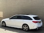 Mercedes-Benz C-klasse 300 e AMG Line 313pk | Panoramadak | Leder | Trekhaak wegklapbaar | 360 camera | Laser LED | Keyless | Memory | Stoelverwarming&koeling | Cruise control | Head up | Sfeerverlichting | Widescreen | Volledig onderhouden