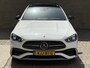 Mercedes-Benz C-klasse 300 e AMG Line 313pk | Panoramadak | Leder | Trekhaak wegklapbaar | 360 camera | Laser LED | Keyless | Memory | Stoelverwarming&koeling | Cruise control | Head up | Sfeerverlichting | Widescreen | Volledig onderhouden