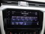 Volkswagen Passat Variant 1.4 TSI PHEV GTE Business 218 PK| Dealeronderhouden | Panoramadak | Navigatie Pro | Trekhaak | 360 Camera | Head-Updisplay | Stoelverwarming Voor & Achter | Stuurwielverwarming | Achterklep Elektrisch