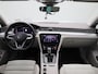 Volkswagen Passat Variant 1.4 TSI PHEV GTE Business 218 PK| Dealeronderhouden | Panoramadak | Navigatie Pro | Trekhaak | 360 Camera | Head-Updisplay | Stoelverwarming Voor & Achter | Stuurwielverwarming | Achterklep Elektrisch