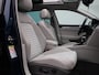 Volkswagen Passat Variant 1.4 TSI PHEV GTE Business 218 PK| Dealeronderhouden | Panoramadak | Navigatie Pro | Trekhaak | 360 Camera | Head-Updisplay | Stoelverwarming Voor & Achter | Stuurwielverwarming | Achterklep Elektrisch