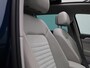 Volkswagen Passat Variant 1.4 TSI PHEV GTE Business 218 PK| Dealeronderhouden | Panoramadak | Navigatie Pro | Trekhaak | 360 Camera | Head-Updisplay | Stoelverwarming Voor & Achter | Stuurwielverwarming | Achterklep Elektrisch