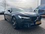 Volvo S90 2.0 T8 AWD Ultimate Dark | Bowers & Wilkins | Luchtvering | Gelamineerde zijruiten | 360° Camera | Massagefunctie voorstoelen | Head-Up Display |