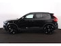 Volvo EX40 Performance Ultra Black Edition 82 kWh - Panorama/schuifdak - IntelliSafe Assist & Surround - 360º Camera - Harman/Kardon audio - Verwarmde voorstoelen, stuur & achterbank - Parkeersensoren voor & achter - Elektr. bedienb. voorstoelen met geheugen links - Draadloze tel. lader - Warmtepomp - Extra getint glas - Inklapbare trekhaak - 20' LMV