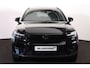 Volvo EX40 Performance Ultra Black Edition 82 kWh - Panorama/schuifdak - IntelliSafe Assist & Surround - 360º Camera - Harman/Kardon audio - Verwarmde voorstoelen, stuur & achterbank - Parkeersensoren voor & achter - Elektr. bedienb. voorstoelen met geheugen links - Draadloze tel. lader - Warmtepomp - Extra getint glas - Inklapbare trekhaak - 20' LMV