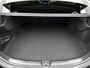 Mercedes-Benz C-klasse 300 e Business Solution | Warmtewerend, donkergetint glas | Trekhaak | Panoramaschuifdak | GUARD 360° Plus | Sierdelen diamantpatroon zilvergrijs | Sfeerverlichting | Smartphone-integratie |