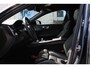 Volvo V60 T6 Plug-in hybrid AWD Ultra Dark | Elektrisch verstelbare voorstoelen met memory | 360 graden camera | Blind spot | Verwarmbare voorstoelen en achterbank | Android Auto/Apple CarPlay | Adaptieve cruis controle | Keyless Entry