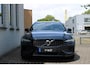 Volvo V60 T6 Plug-in hybrid AWD Ultra Dark | Elektrisch verstelbare voorstoelen met memory | 360 graden camera | Blind spot | Verwarmbare voorstoelen en achterbank | Android Auto/Apple CarPlay | Adaptieve cruis controle | Keyless Entry