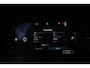 Volvo V60 T6 Plug-in hybrid AWD Ultra Dark | Elektrisch verstelbare voorstoelen met memory | 360 graden camera | Blind spot | Verwarmbare voorstoelen en achterbank | Android Auto/Apple CarPlay | Adaptieve cruis controle | Keyless Entry