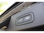 Volvo V60 T6 Plug-in hybrid AWD Ultra Dark | Elektrisch verstelbare voorstoelen met memory | 360 graden camera | Blind spot | Verwarmbare voorstoelen en achterbank | Android Auto/Apple CarPlay | Adaptieve cruis controle | Keyless Entry