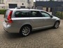 Volvo V70 2.0 D4 Summum / VOL OPTIES / DEALER OH / LEDER / DAK / EXPORT / TREKHAAK
