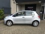 Toyota Yaris 1.0 VVTi Acces / 5 DEUREN / ZUINIG / AIRCO / APK SEPTEMBER 2026