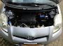 Toyota Yaris 1.0 VVTi Acces / 5 DEUREN / ZUINIG / AIRCO / APK SEPTEMBER 2027